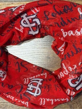 Red St. Louis Cardinals Logo Scarf